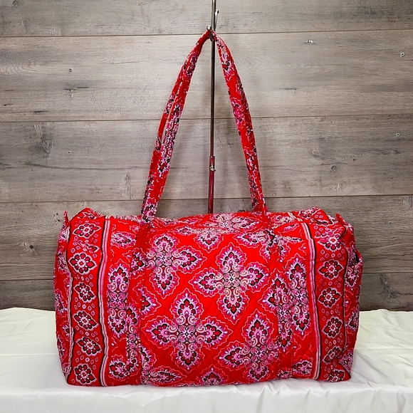 Vera Bradley Bags Vera Bradley Frankly Scarlet Large Duffel Travel Shoulder Bag Poshmark